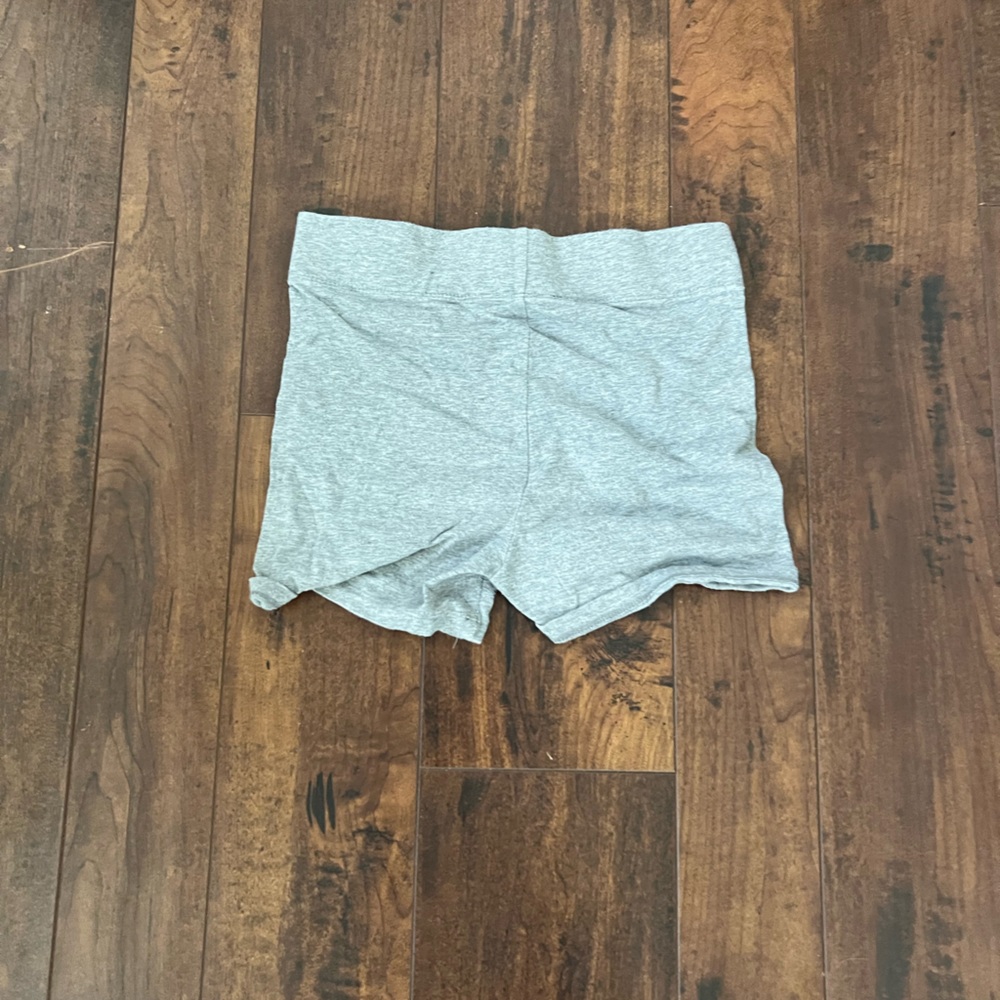 Grey shorts